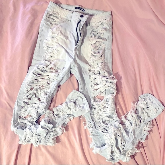 Distressed jeans light blue wash - Picture 5 of 12